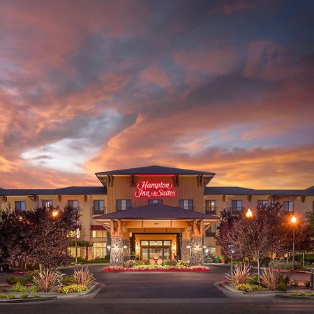 Hampton Inn & Suites Windsor-Sonoma Wine Country Екстер'єр фото