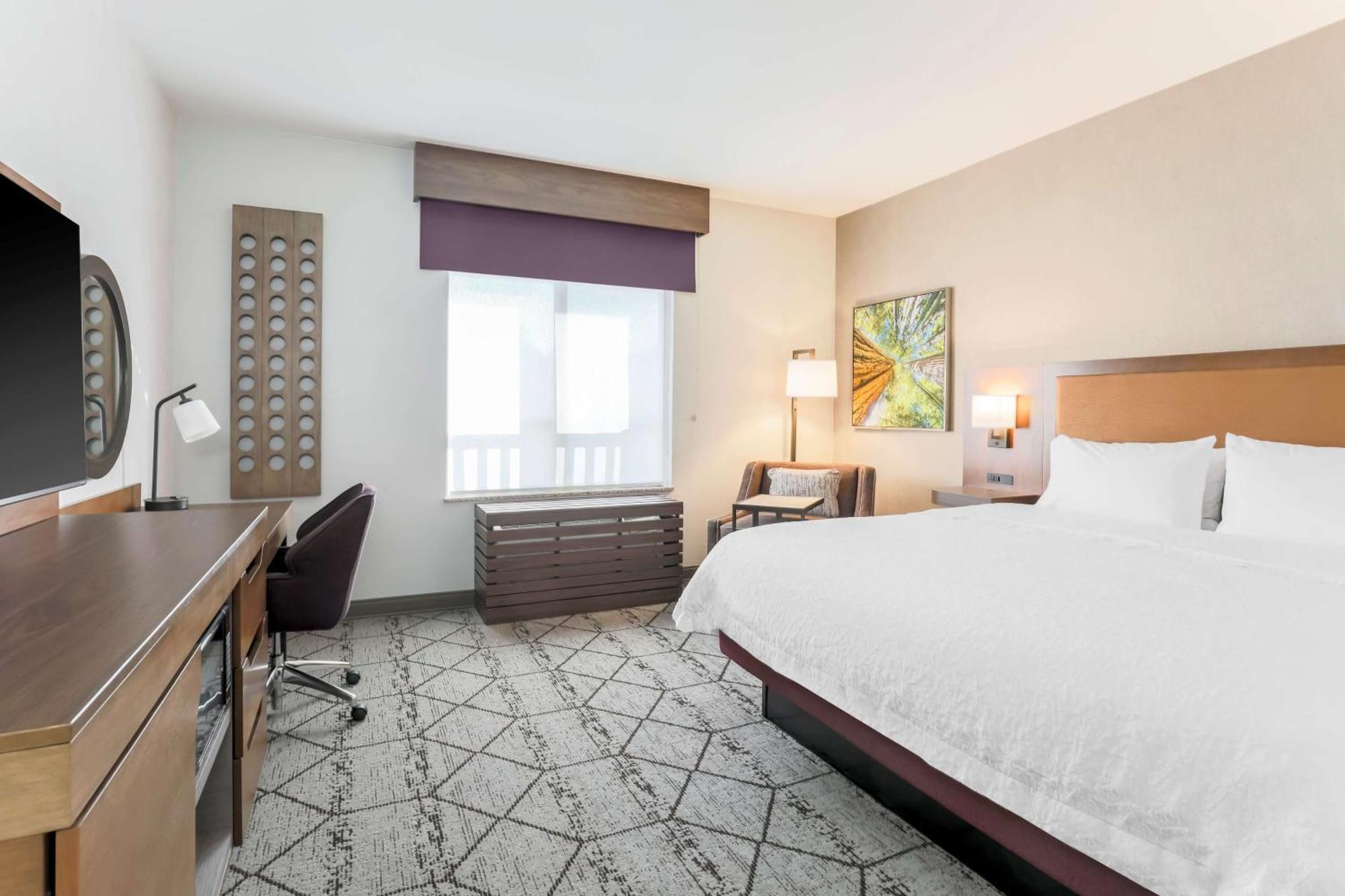 Hampton Inn & Suites Windsor-Sonoma Wine Country Екстер'єр фото