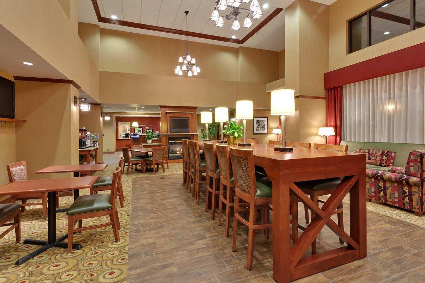 Hampton Inn & Suites Windsor-Sonoma Wine Country Екстер'єр фото